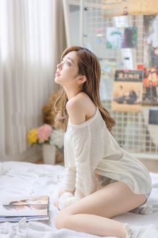 黑人大战日本娇小XXOO