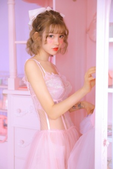 谢霆锋王菲宣布产子